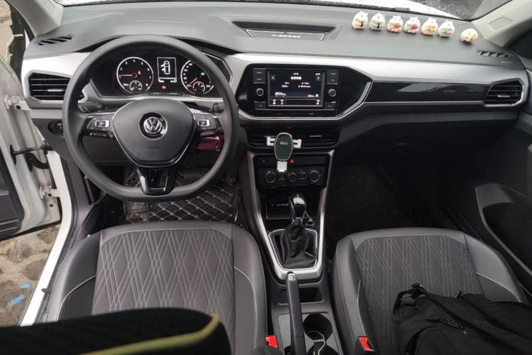 Used Volkswagen T-Cross 2019 280TSI DSG Comfort Edition Center Console