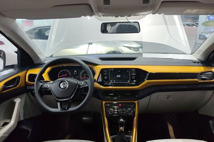 Used Volkswagen T-Cross 2019 280TSI DSG Comfort Edition Center Console