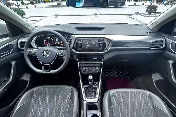 Used Volkswagen T-Cross 2019 280TSI DSG Comfort Edition Center Console