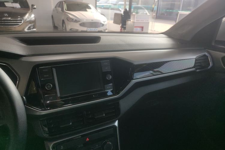 Used Volkswagen T-Cross 2019 280TSI DSG Comfort Edition Center Console