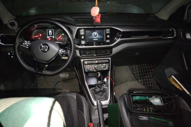 Used Volkswagen T-Cross 2019 280TSI DSG Comfort Edition Center Console