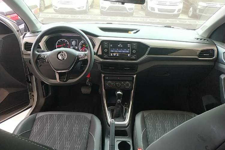 Used Volkswagen T-Cross 2019 1.5L Automatic Comfort Edition Center Console