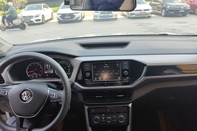 Used Volkswagen T-Cross 2019 280TSI DSG Comfort Edition Center Console