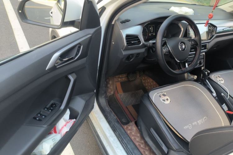 Used Volkswagen T-Cross 2019 1.5L Automatic Comfort Edition Driver Seat