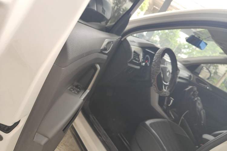 Used Volkswagen T-Cross 2019 1.5L Automatic Comfort Edition Driver Seat