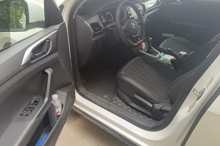 Used Volkswagen T-Cross 2019 1.5L Automatic Comfort Edition Driver Seat