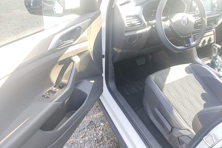 Used Volkswagen T-Cross 2019 280TSI DSG Comfort Edition Driver Seat