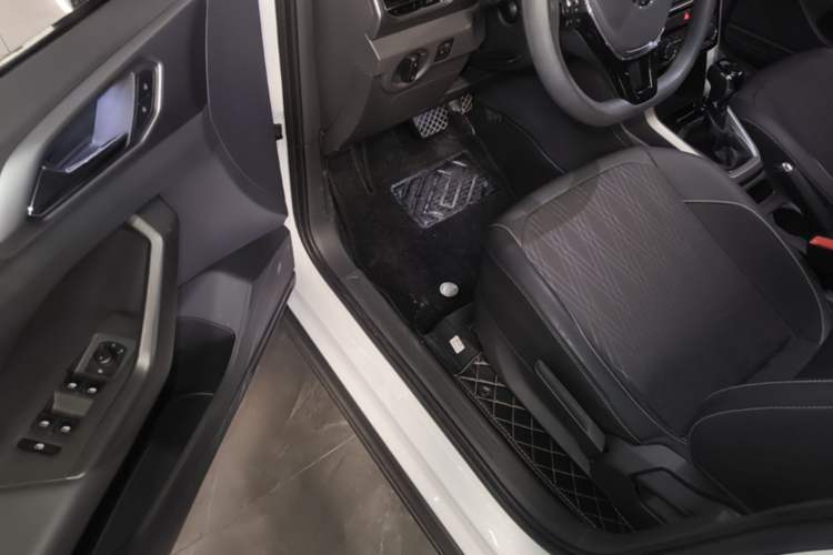 Used Volkswagen T-Cross 2019 280TSI DSG Comfort Edition Driver Seat