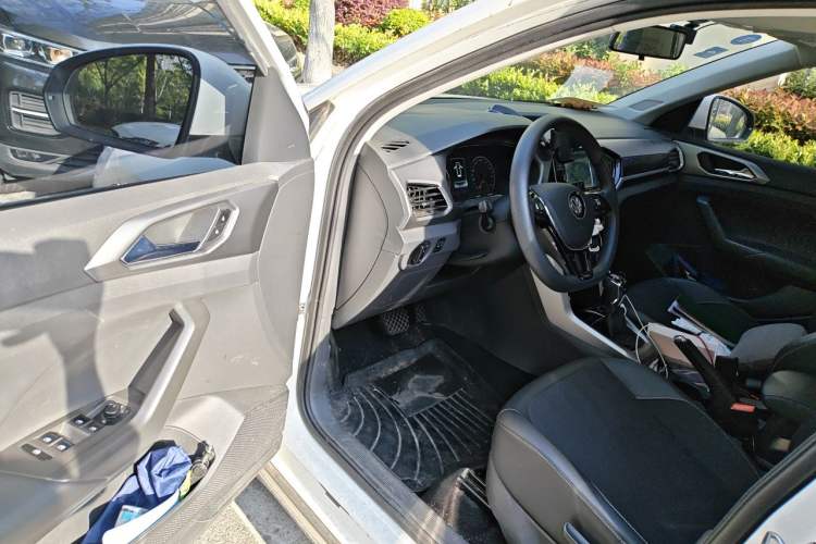 Used Volkswagen T-Cross 2019 1.5L Automatic Comfort Edition Driver Seat