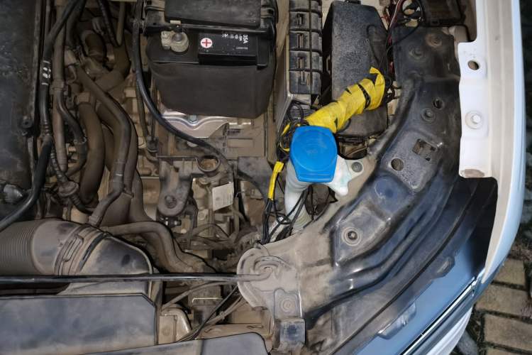 Used Volkswagen T-Cross 2019 280TSI DSG Luxury Edition Engine Bay Left