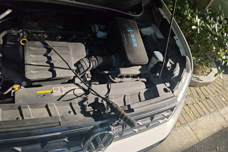 Used Volkswagen T-Cross 2019 1.5L Automatic Fashion Edition Engine Bay Left