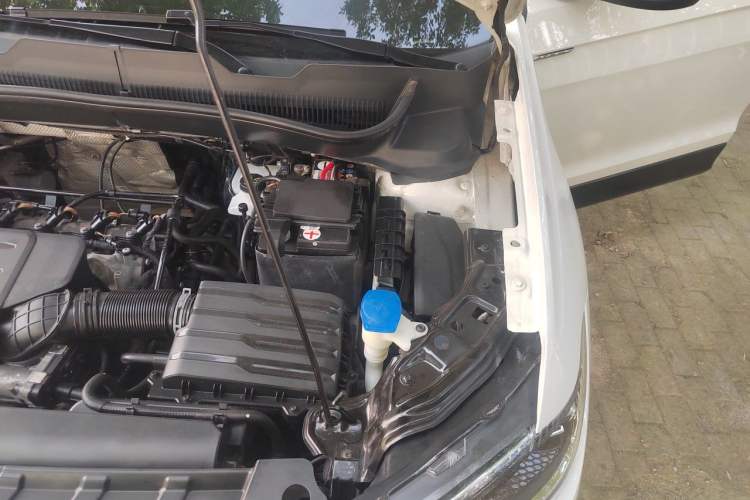 Used Volkswagen T-Cross 2019 1.5L Automatic Comfort Edition Engine Bay Left