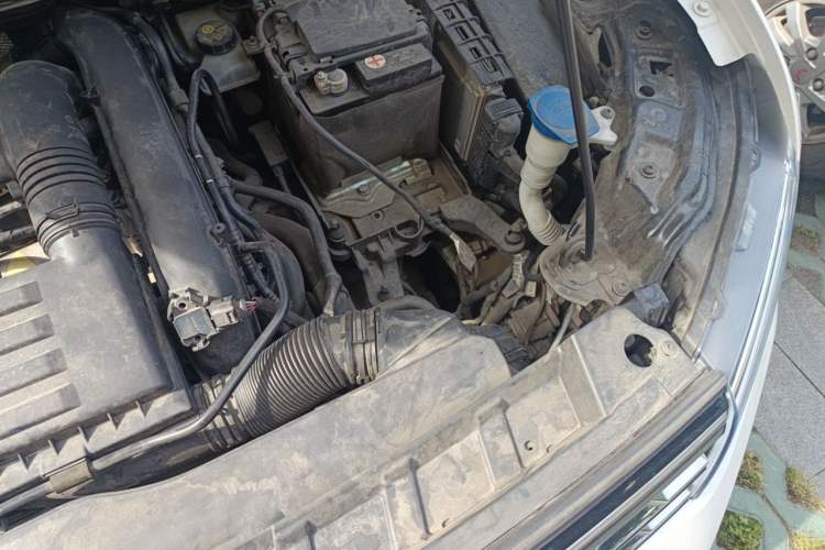 Used Volkswagen T-Cross 2019 280TSI DSG Luxury Edition Engine Bay Left