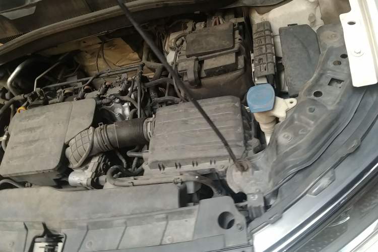 Used Volkswagen T-Cross 2019 1.5L Automatic Comfort Edition Engine Bay Left