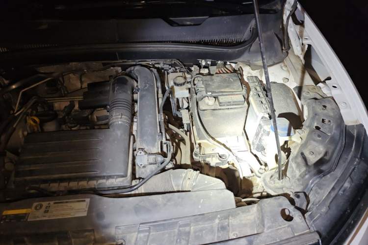 Used Volkswagen T-Cross 2019 280TSI DSG Comfort Edition Engine Bay Left