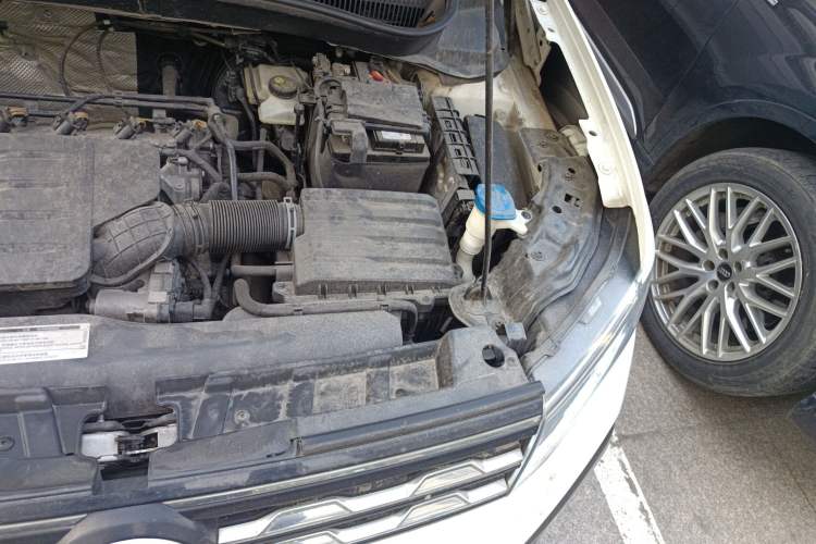 Used Volkswagen T-Cross 2019 1.5L Automatic Comfort Edition Engine Bay Left