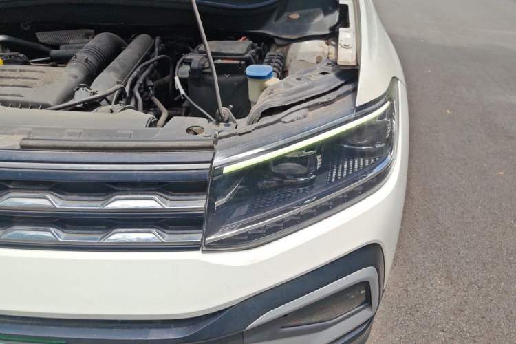 Used Volkswagen T-Cross 2019 280TSI DSG Comfort Edition Engine Bay Left