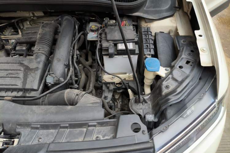 Used Volkswagen T-Cross 2019 280TSI DSG Comfort Edition Engine Bay Left