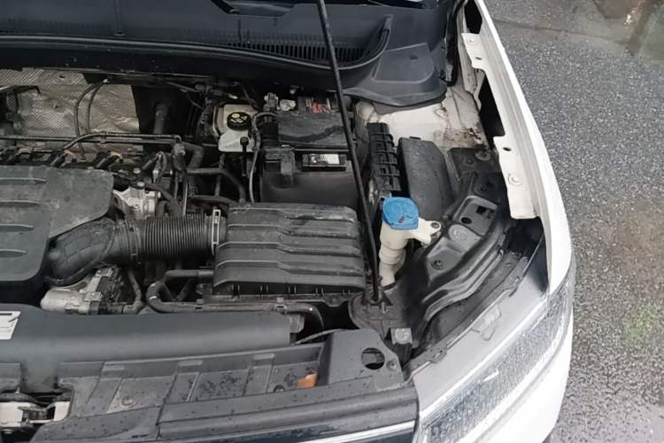 Used Volkswagen T-Cross 2019 1.5L Automatic Comfort Edition Engine Bay Left