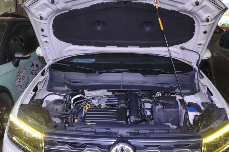 Used Volkswagen T-Cross 2019 280TSI DSG Comfort Edition Engine Bay