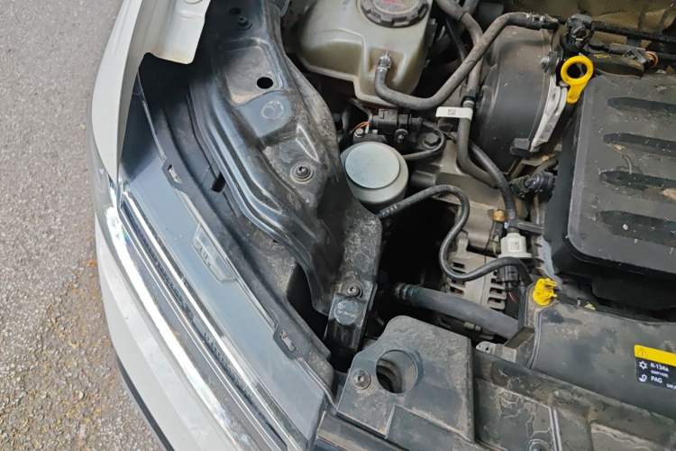 Used Volkswagen T-Cross 2019 1.5L Automatic Fashion Edition Engine Bay Right