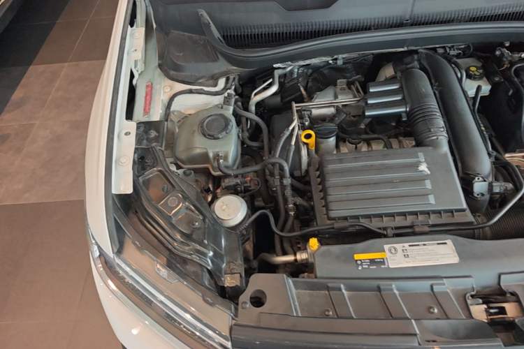 Used Volkswagen T-Cross 2019 280TSI DSG Luxury Edition Engine Bay Right