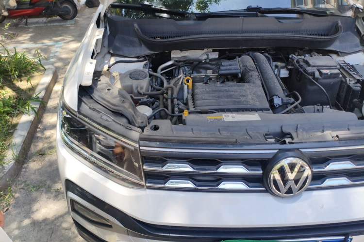 Used Volkswagen T-Cross 2019 280TSI DSG Comfort Edition Engine Bay Right