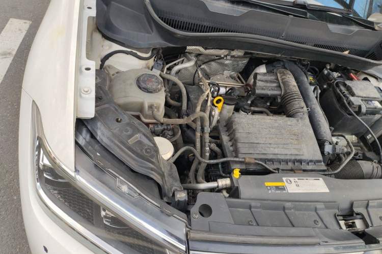 Used Volkswagen T-Cross 2019 280TSI DSG Luxury Edition Engine Bay Right