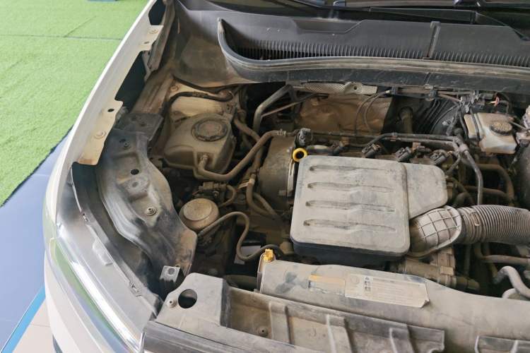 Used Volkswagen T-Cross 2019 1.5L Automatic Comfort Edition Engine Bay Right
