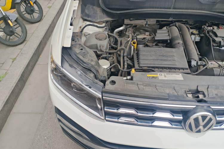 Used Volkswagen T-Cross 2019 280TSI DSG Luxury Edition Engine Bay Right