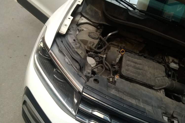 Used Volkswagen T-Cross 2019 1.5L Automatic Comfort Edition Engine Bay Right