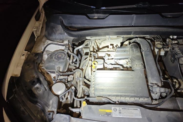 Used Volkswagen T-Cross 2019 280TSI DSG Comfort Edition Engine Bay Right