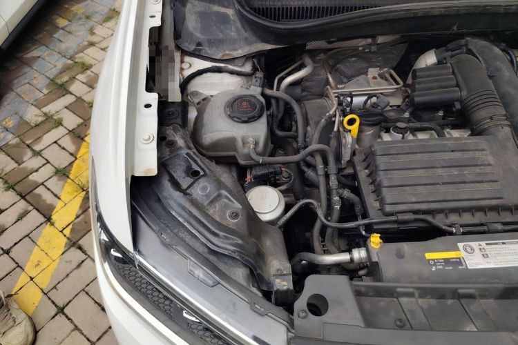 Used Volkswagen T-Cross 2019 280TSI DSG Comfort Edition Engine Bay Right