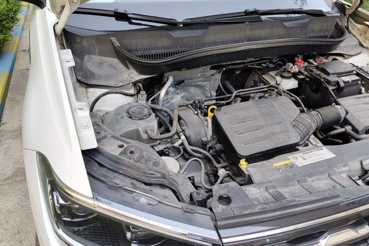 Used Volkswagen T-Cross 2019 1.5L Automatic Comfort Edition Engine Bay Right