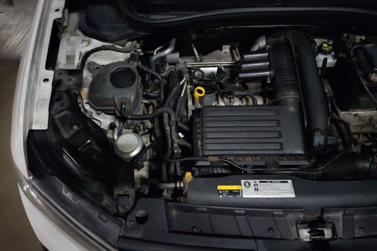 Used Volkswagen T-Cross 2019 280TSI DSG Comfort Edition Engine Bay Right