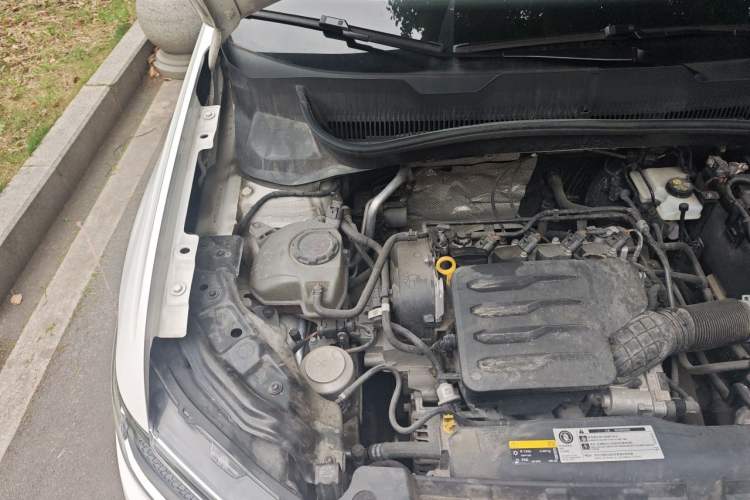 Used Volkswagen T-Cross 2019 1.5L Automatic Comfort Edition Engine Bay Right