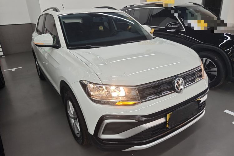 Used Volkswagen T-Cross 2019 1.5L Automatic Fashion Edition Front Right 45 Deg