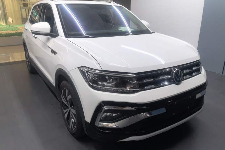 Used Volkswagen T-Cross 2019 280TSI DSG Luxury Edition Front Right 45 Deg