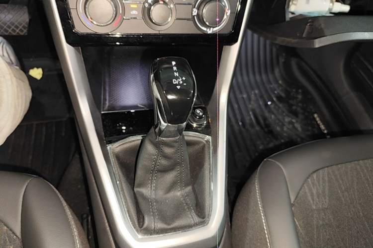 Used Volkswagen T-Cross 2019 1.5L Automatic Comfort Edition Gear Lever