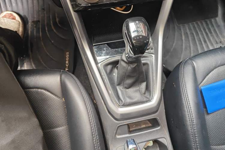 Used Volkswagen T-Cross 2019 1.5L Automatic Comfort Edition Gear Lever