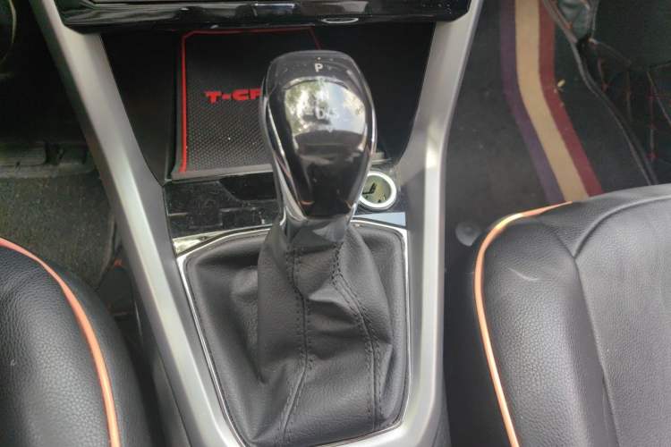 Used Volkswagen T-Cross 2019 1.5L Automatic Comfort Edition Gear Lever