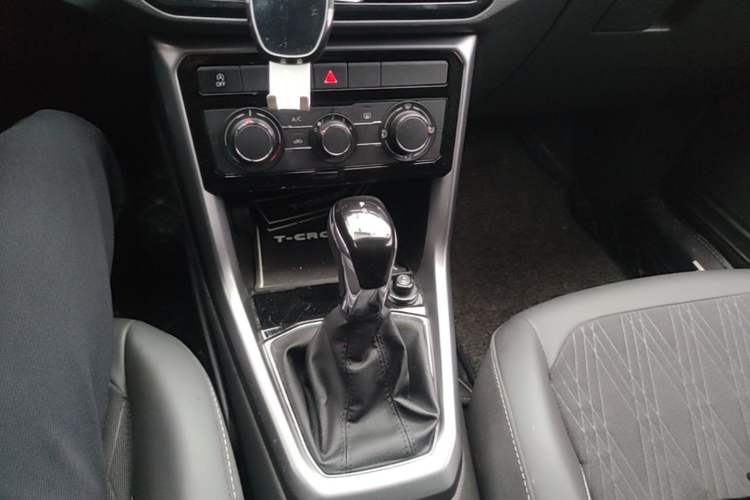 Used Volkswagen T-Cross 2019 280TSI DSG Comfort Edition Gear Lever