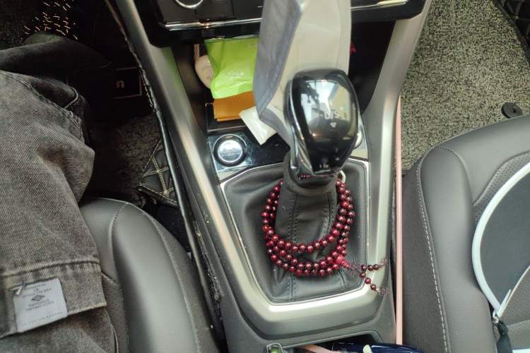 Used Volkswagen T-Cross 2019 280TSI DSG Luxury Edition Gear Lever