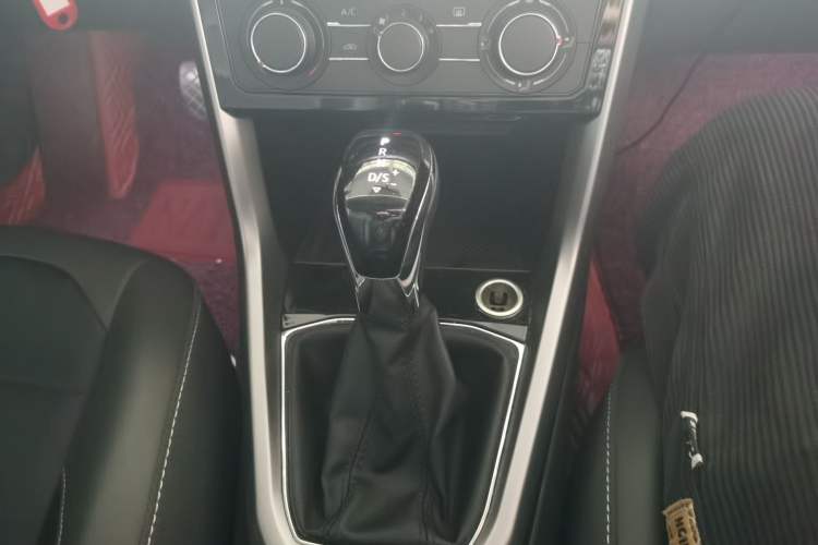Used Volkswagen T-Cross 2019 280TSI DSG Comfort Edition Gear Lever