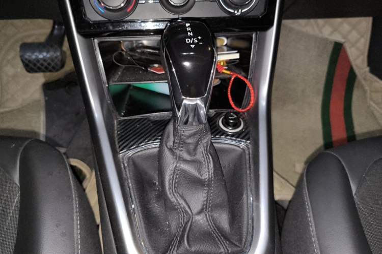 Used Volkswagen T-Cross 2019 280TSI DSG Comfort Edition Gear Lever