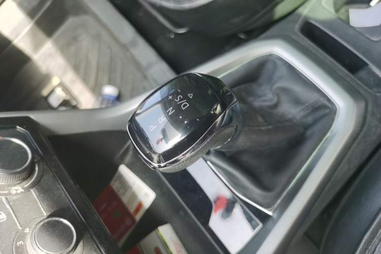 Used Volkswagen T-Cross 2019 1.5L Automatic Comfort Edition Gear Lever