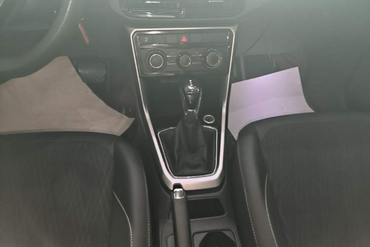 Used Volkswagen T-Cross 2019 280TSI DSG Comfort Edition Gear Lever