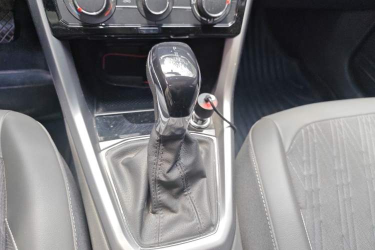 Used Volkswagen T-Cross 2019 280TSI DSG Comfort Edition Gear Lever