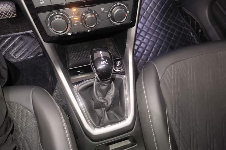 Used Volkswagen T-Cross 2019 280TSI DSG Comfort Edition Gear Lever