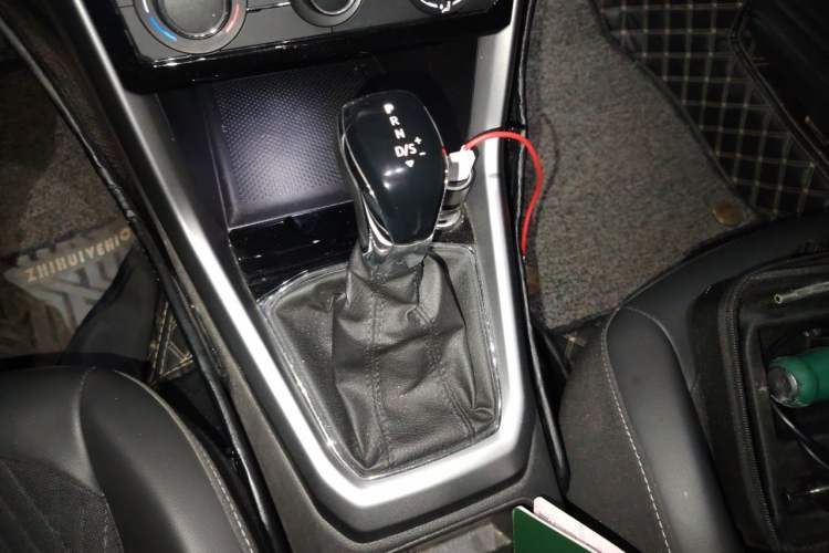 Used Volkswagen T-Cross 2019 280TSI DSG Comfort Edition Gear Lever